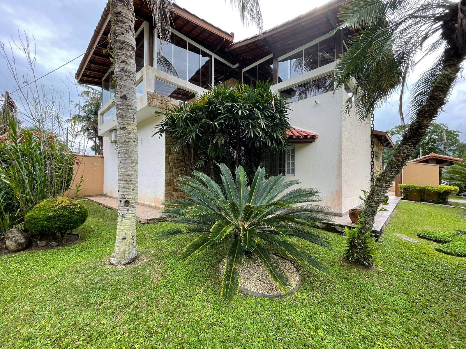 #MV672 - Casa em condomínio para Temporada em Caraguatatuba - SP