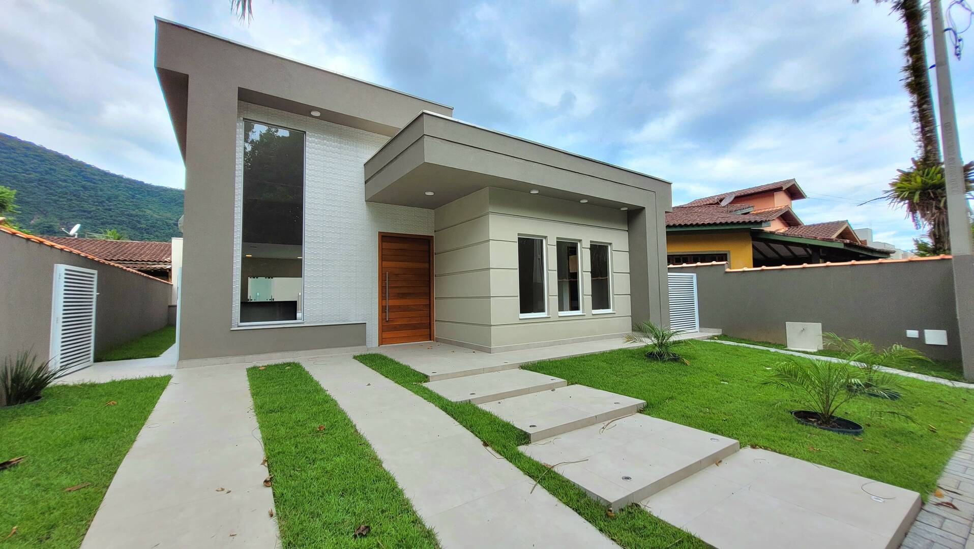 #MV674 - Casa em condomínio para Venda em Caraguatatuba - SP