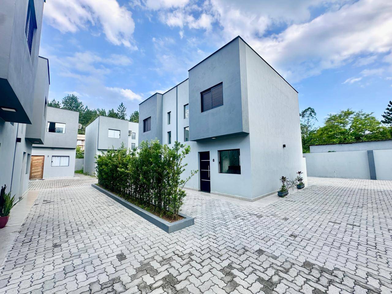 #RES09 - Casa para Venda em Caraguatatuba - SP