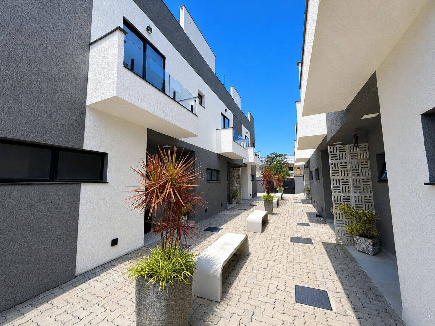 #RES15 - Casa para Venda em Caraguatatuba - SP