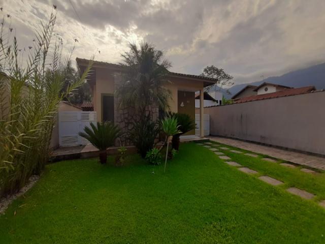 #MV577 - Casa em condomínio para Temporada em Caraguatatuba - SP