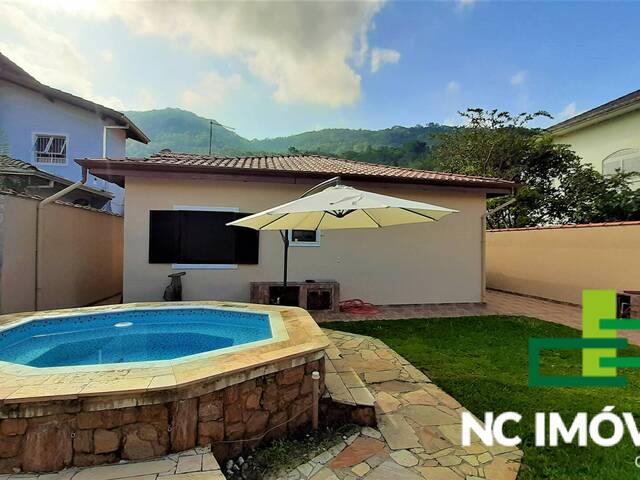 #MV679 - Casa em condomínio para Temporada em Caraguatatuba - SP - 2