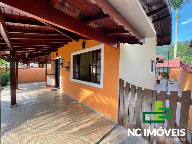 #MV689 - Casa em condomínio para Venda em Caraguatatuba - SP