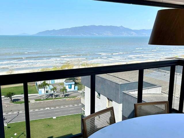 Apartamento para Venda em Caraguatatuba - 5