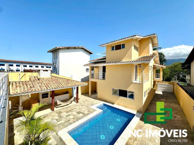 #RES001 - Casa para Venda em Caraguatatuba - SP - 2