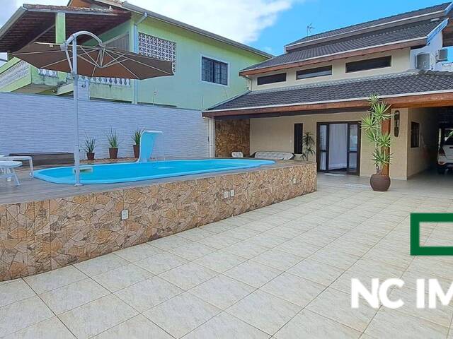 #RES04 - Casa para Venda em Caraguatatuba - SP - 1