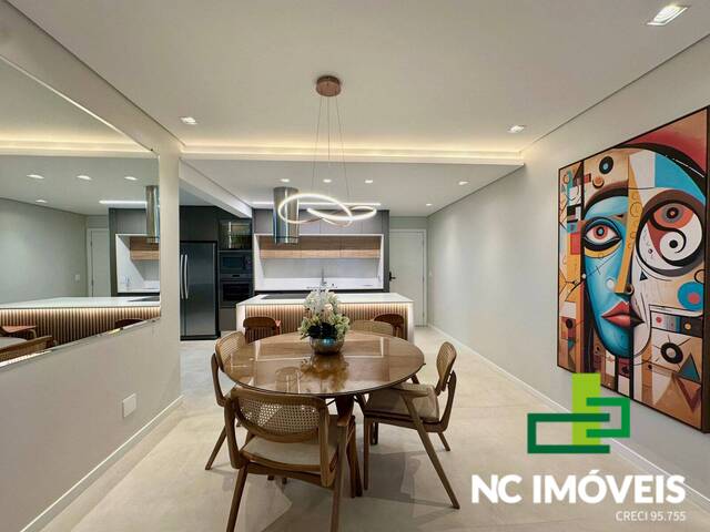 Apartamento para Venda em Caraguatatuba - 4