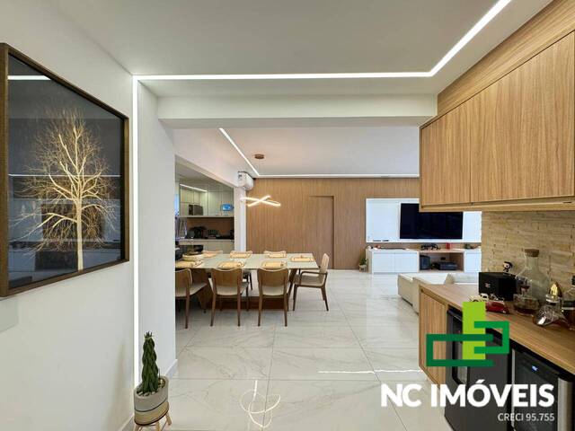 Apartamento para Venda em Caraguatatuba - 4
