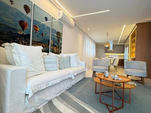 #AP048 - Apartamento para Venda em Caraguatatuba - SP - 2