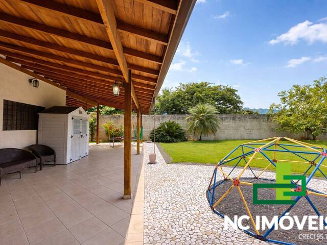 Casa para Venda em Caraguatatuba - 4