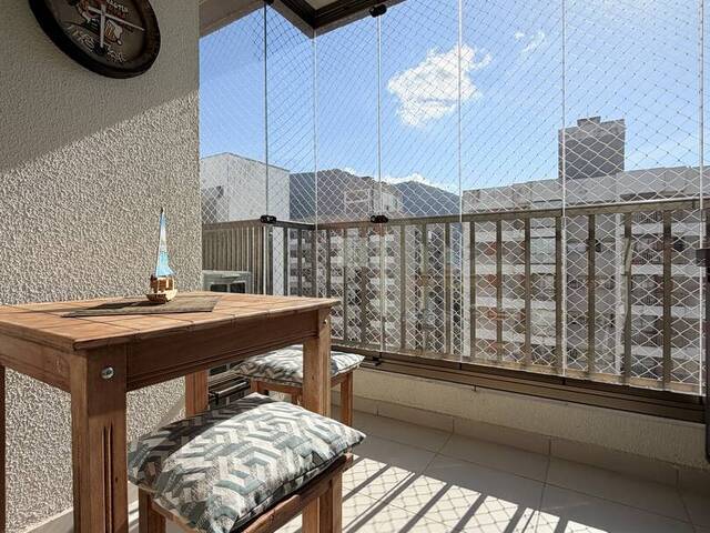Apartamento para Venda em Caraguatatuba - 4